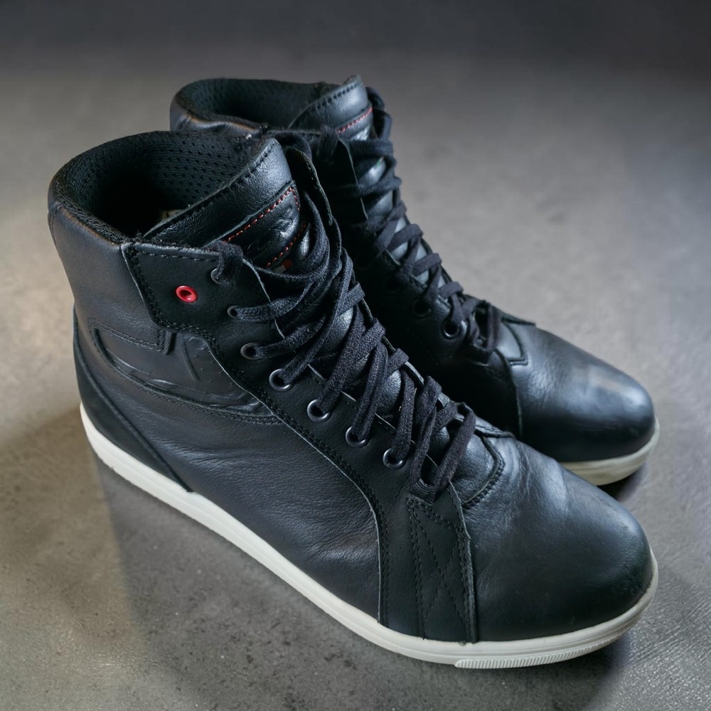 TCX Street Ace Men's Size 9 US Black Leather Waterproof Motorcycle Boots
